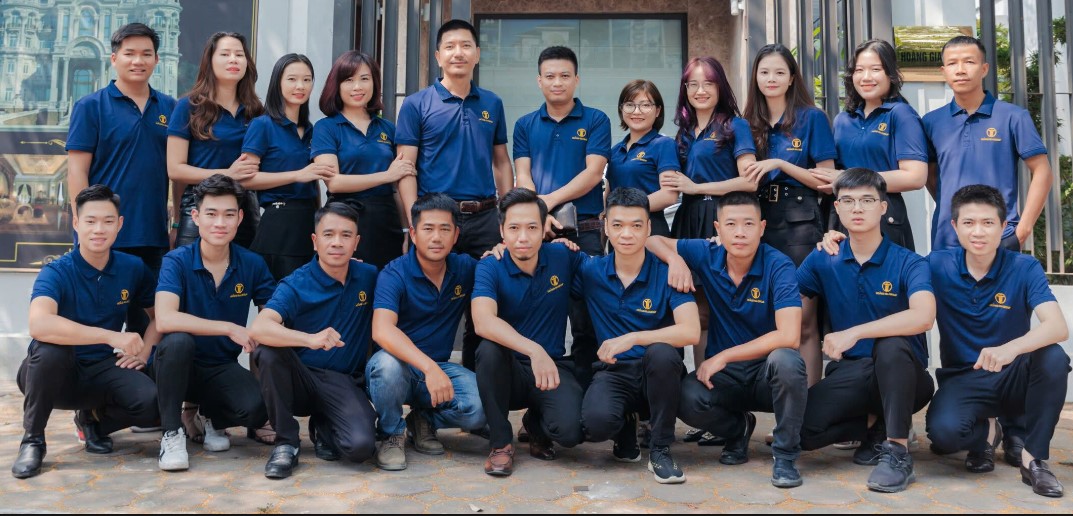 Đội Ngũ Nhân Viên